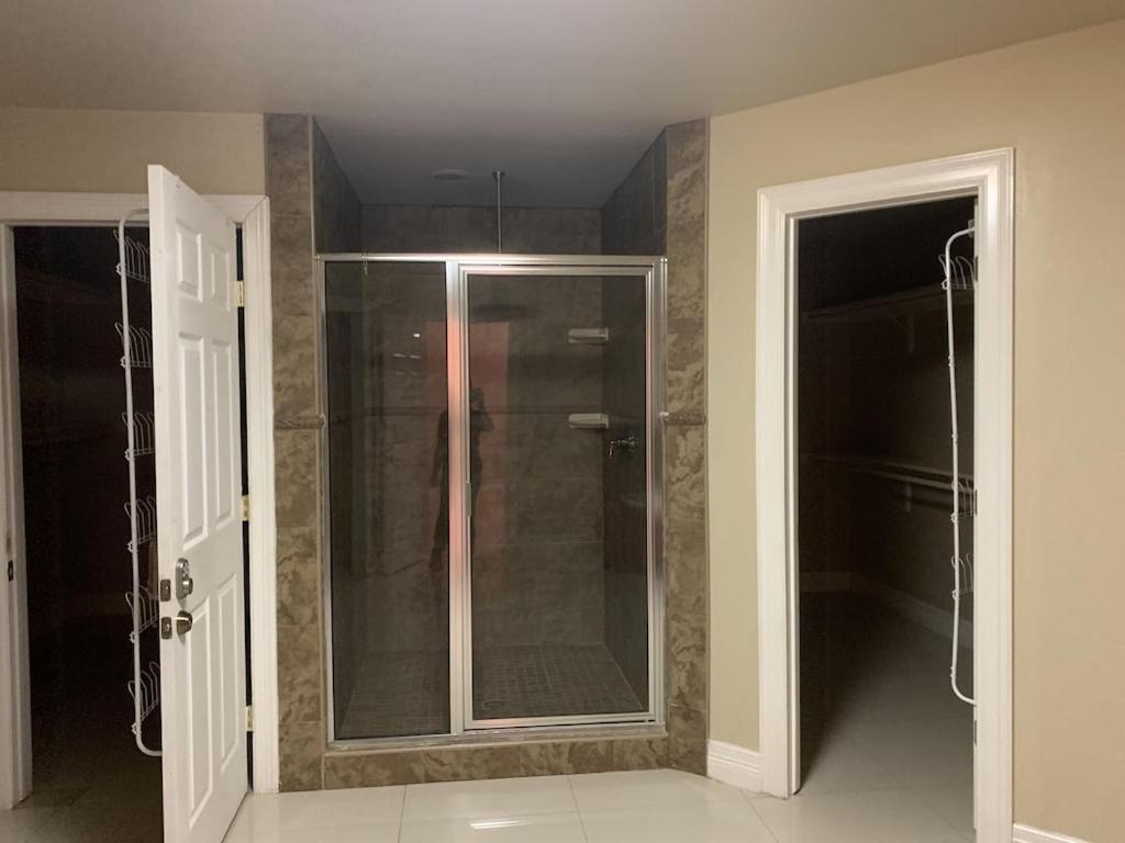 Brownsville Comfort 2 Bedroom 1 Bath , Spacious Kitchen And Outdoor Home Eksteriør bilde