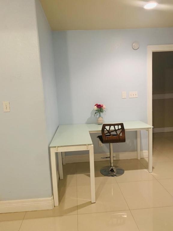 Brownsville Comfort 2 Bedroom 1 Bath , Spacious Kitchen And Outdoor Home Eksteriør bilde