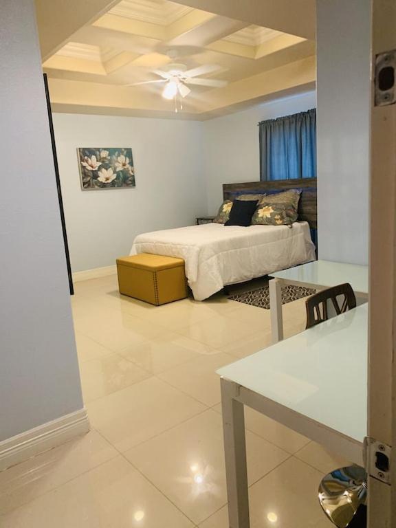 Brownsville Comfort 2 Bedroom 1 Bath , Spacious Kitchen And Outdoor Home Eksteriør bilde